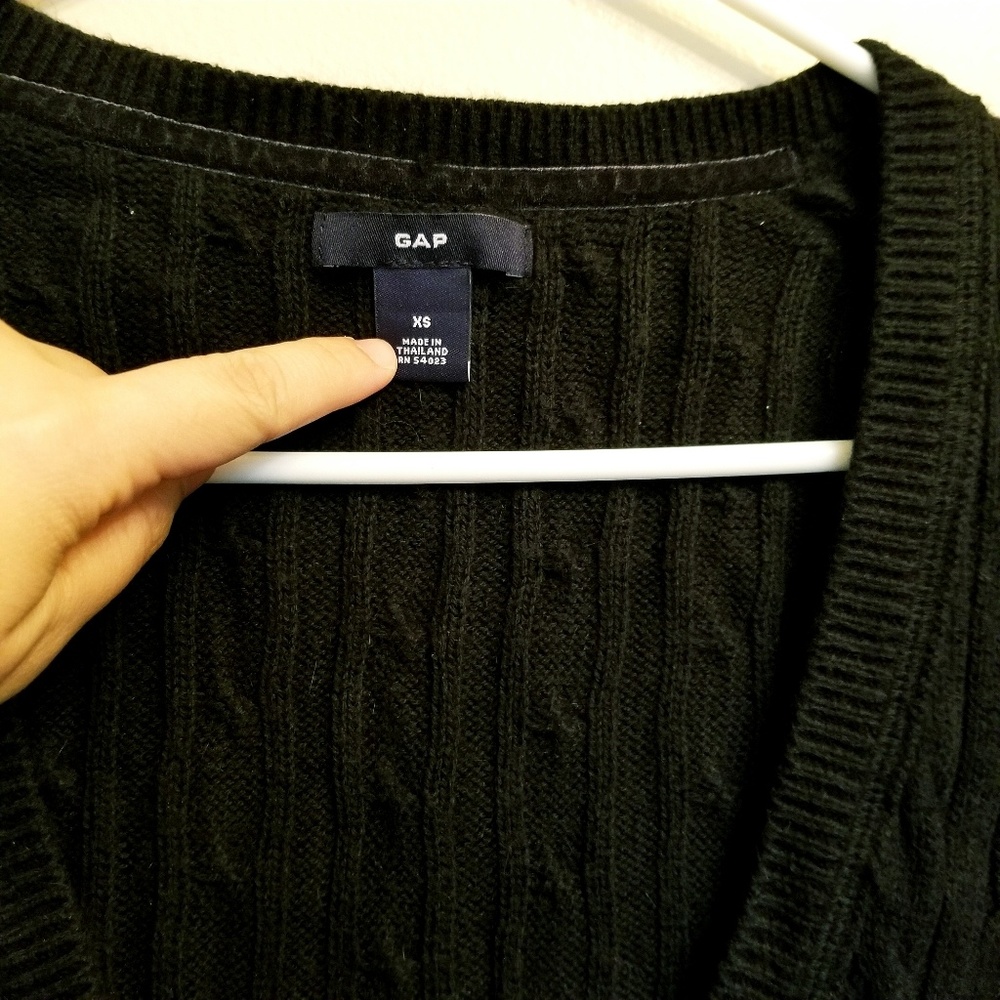 3 for $20. Sweater from GAP. Size XS - Picture 2 of 5